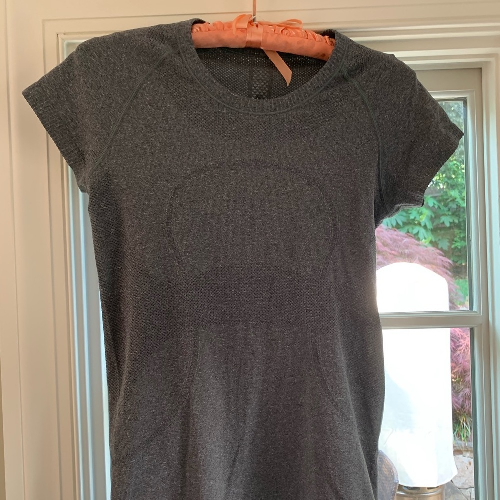 Lululemon Exercise Top